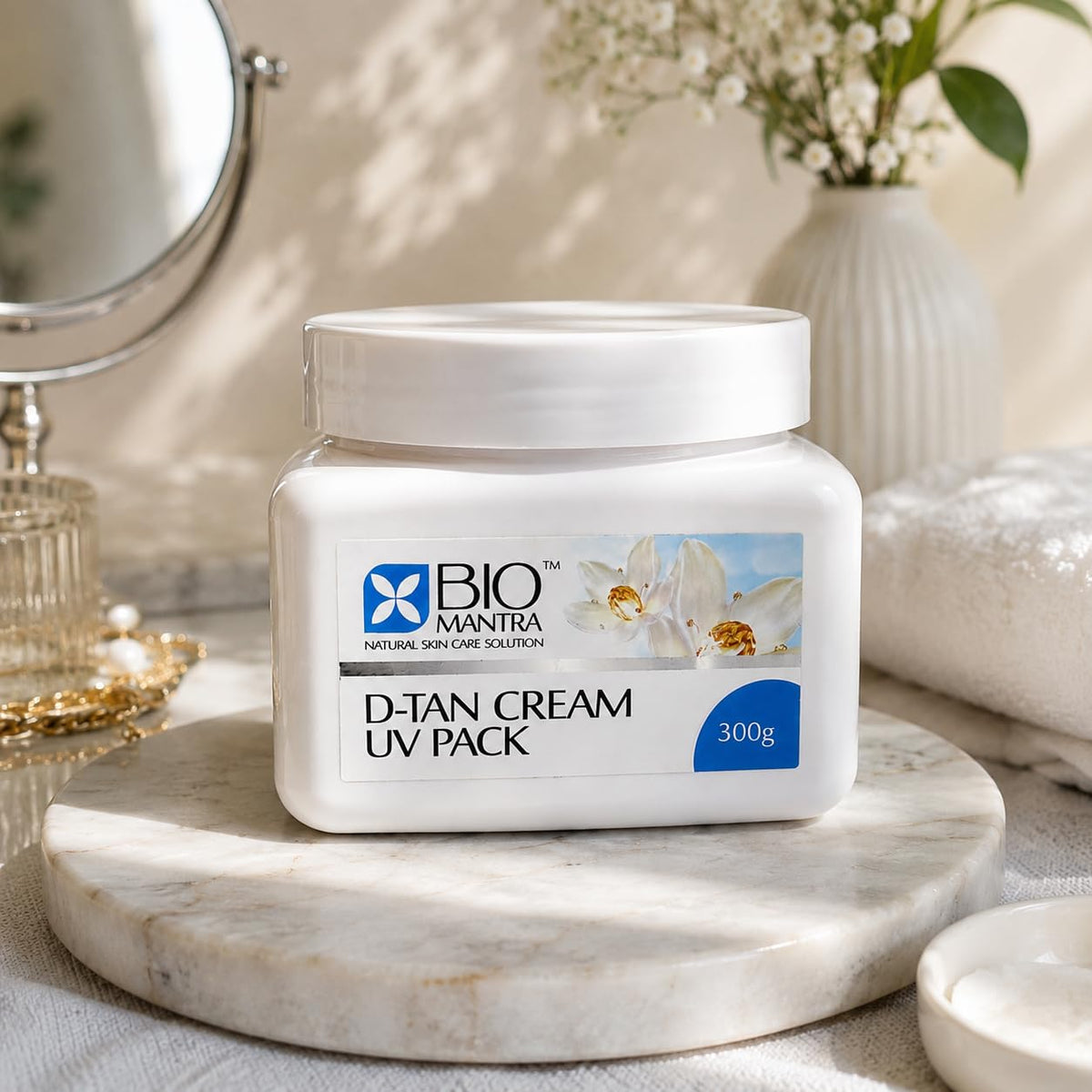 Bio Mantra D-Tan Pack Skin Lightening Cream UV Pack with Lotus Flower Extract for Glowing Skin | Oil Free Formula | Face & Neck De-Tan Cream for Men & Women | 300g