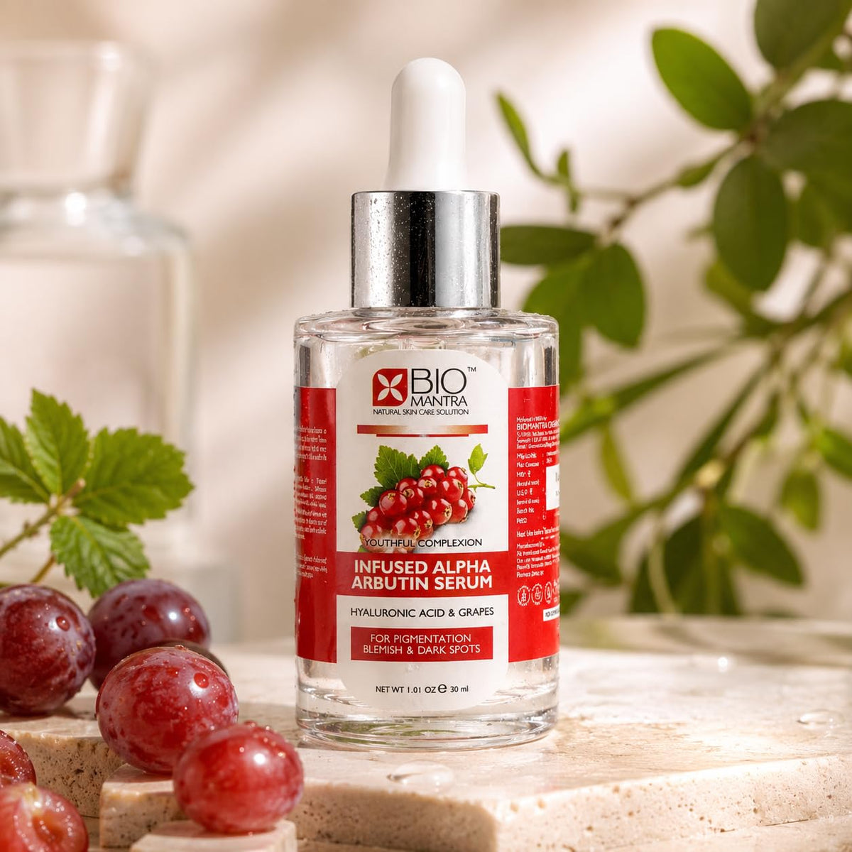 BIOMANTRA Alpha Arbutin Serum 30ml with Hyaluronic Acid & Aloe Vera | Skin Brightening Face Serum for Dark Spots, Pigmentation, Uneven Skin Tone & Hydration | Serum for Men & Women